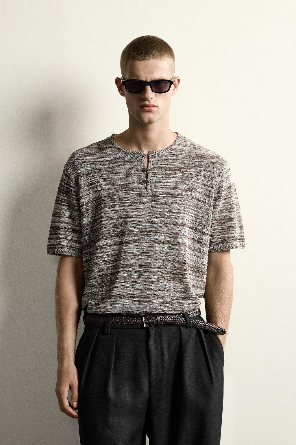 CAMISETA PUNTO CUELLO PANADERO / Marr?n / Crudo - Zara фото 2