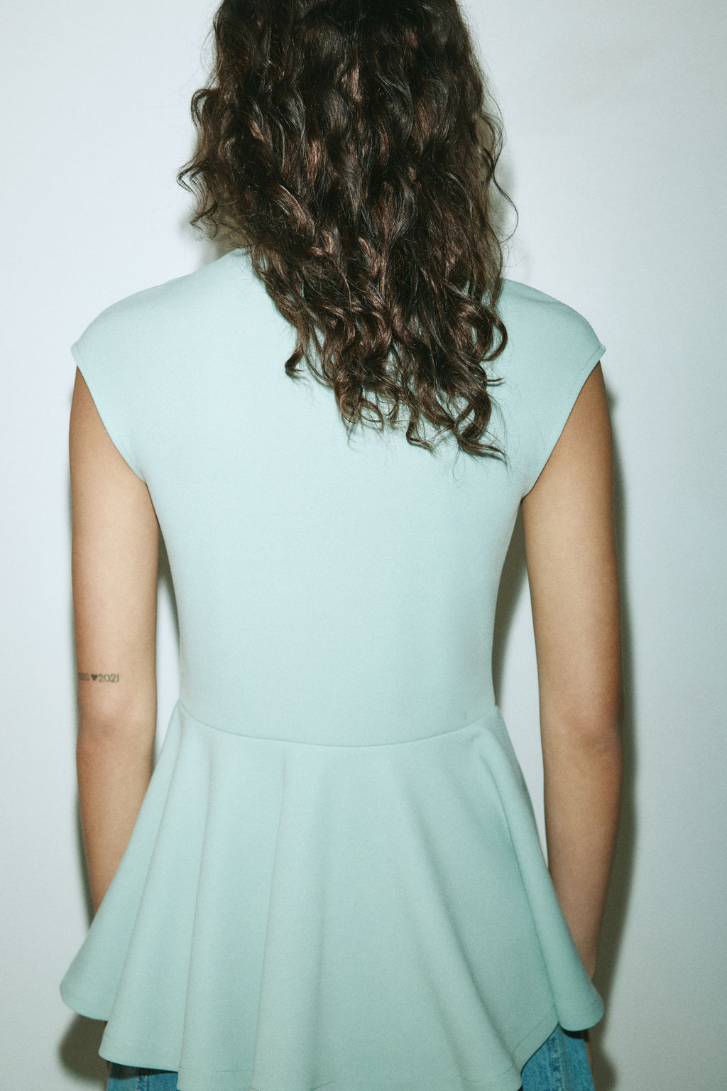 Top en punto roma con peplum - H&m фото 5
