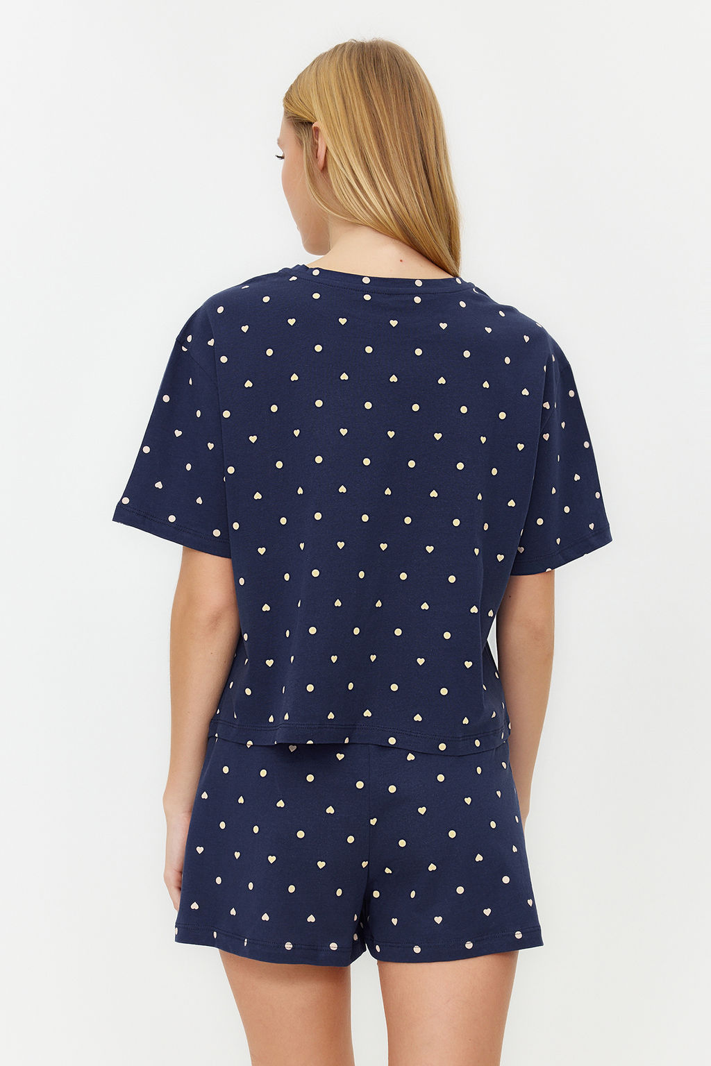 Trendyolmilla Beyaz %100 Pamuklu Puantiyeli ve Kalpli Sortlu Orme Pijama Tak?m? THMSS21PT1485 фото 47