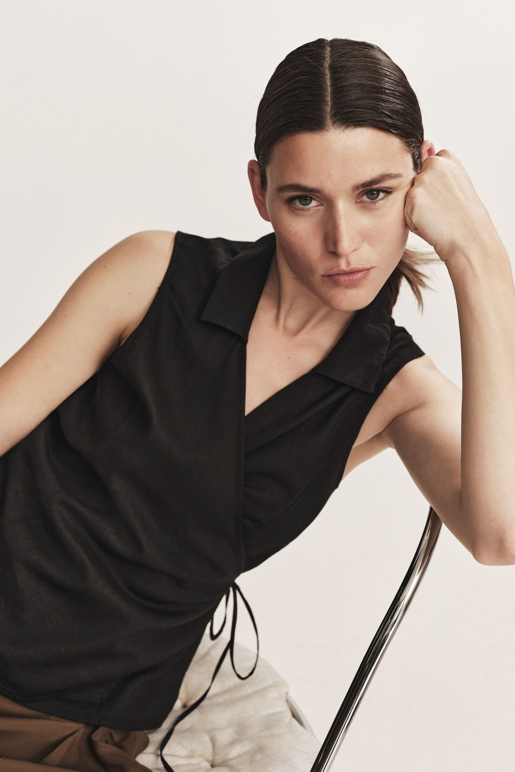 Top cruzado en mezcla de lino - H&m фото 3