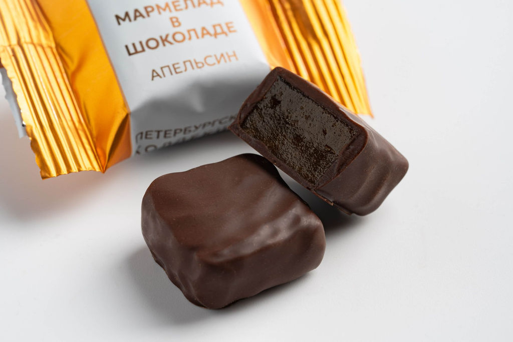 Шоколадные конфеты ЖЕЛЕ & ШОКОЛАД (ассорти) фантик - Петербургская коллекция фото 4