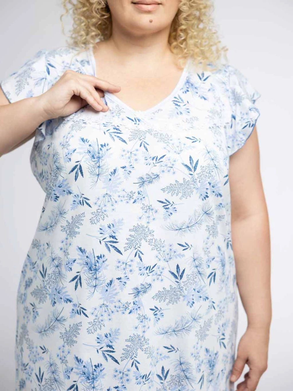 Ночная сорочка женская, цвет голубой