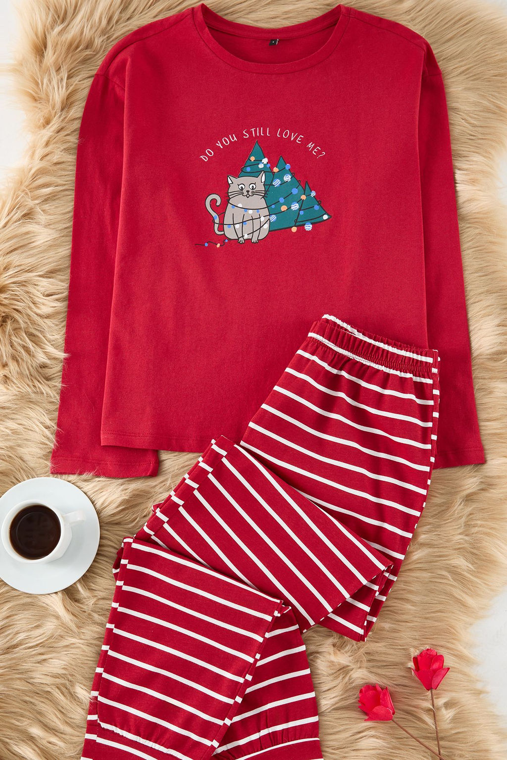 Trendyolmilla Kad?n Couple/Cift Bej %100 Pamuklu Cizgili Y?lbas? Temal? Orme Pijama Tak?m? THMAW25PT00164