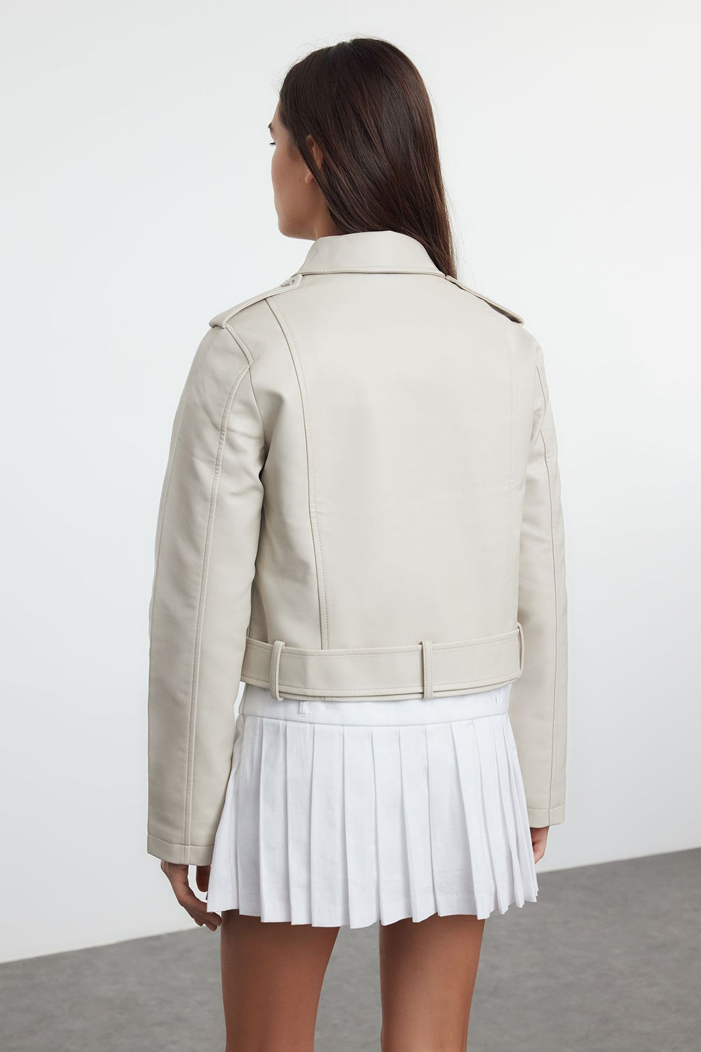 Trendyolmilla Ekru Regular Suni Deri Birker Ceket Mont TWOAW25MO00002  фото 5