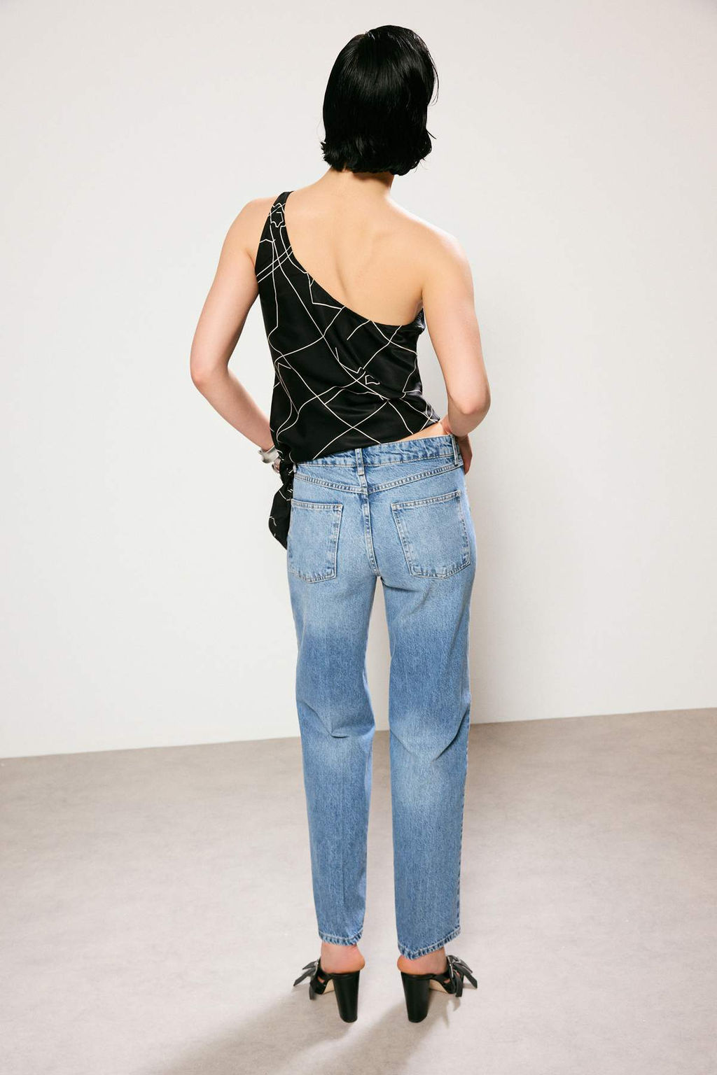 Mavi STUDIO Yuksek Bel %100 Pamuk Straight Duz Kesim Jeans TWOSS26JE00238 - Trendyolmilla фото 7