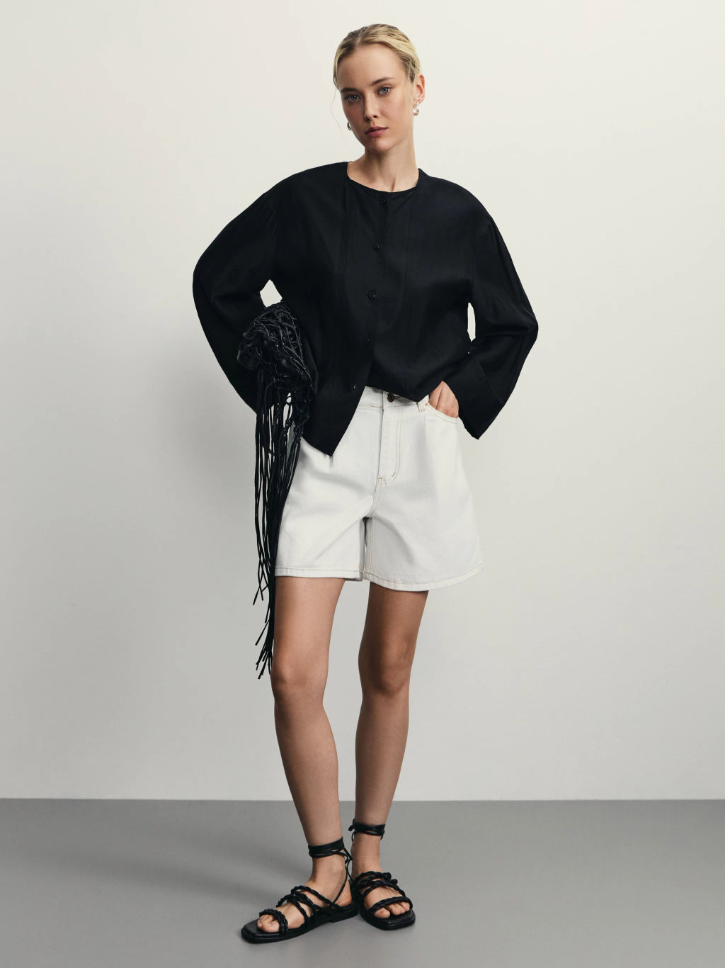 Джинсовые шорты со складками / Zarina фото 2