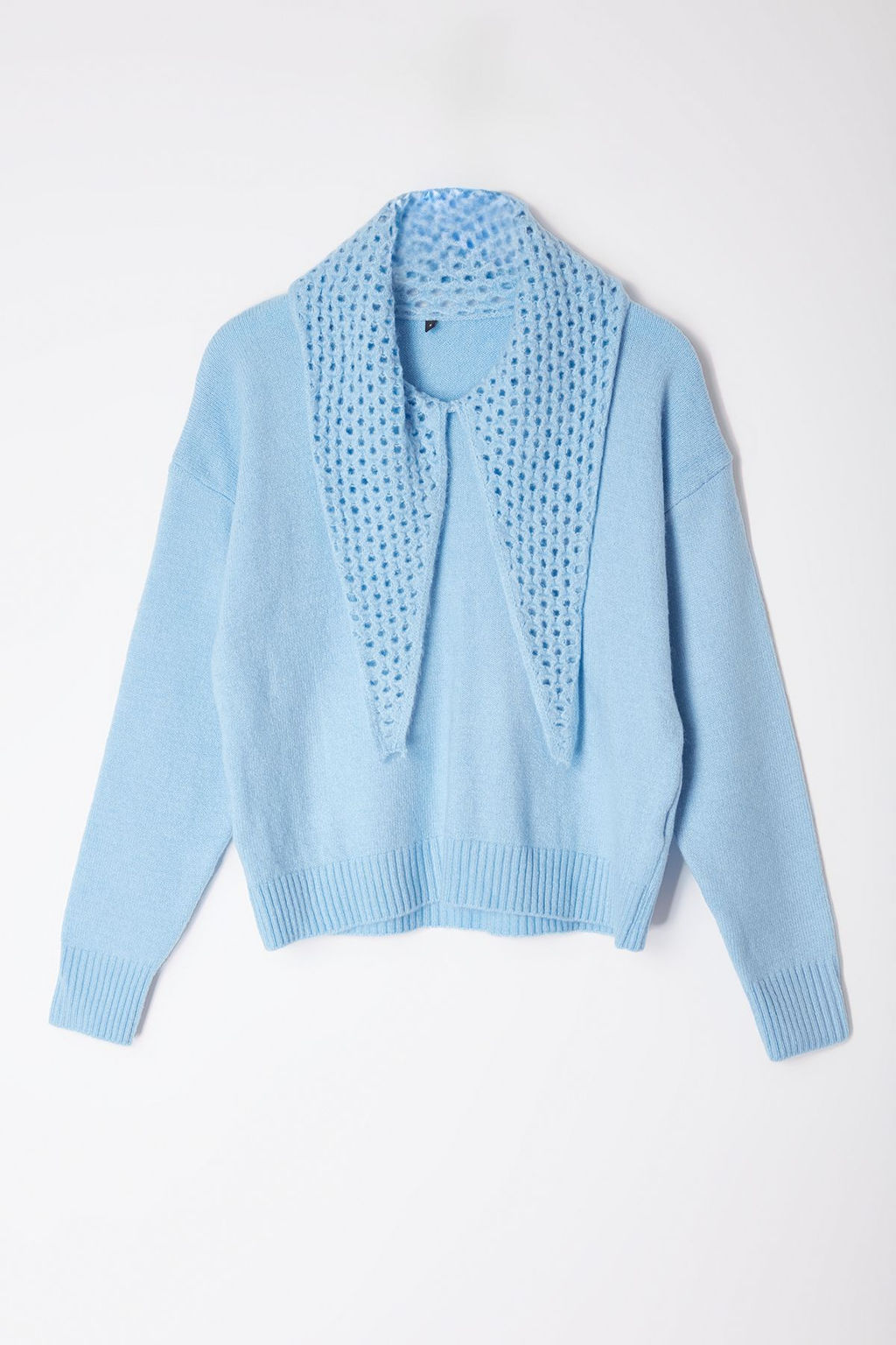 Limited Edition Ac?k Mavi Genis Kal?p Yumusak Dokulu Ajurlu/Delikli Triko Kazak TWOAW25KZ00314 - Trendyolmilla фото 4