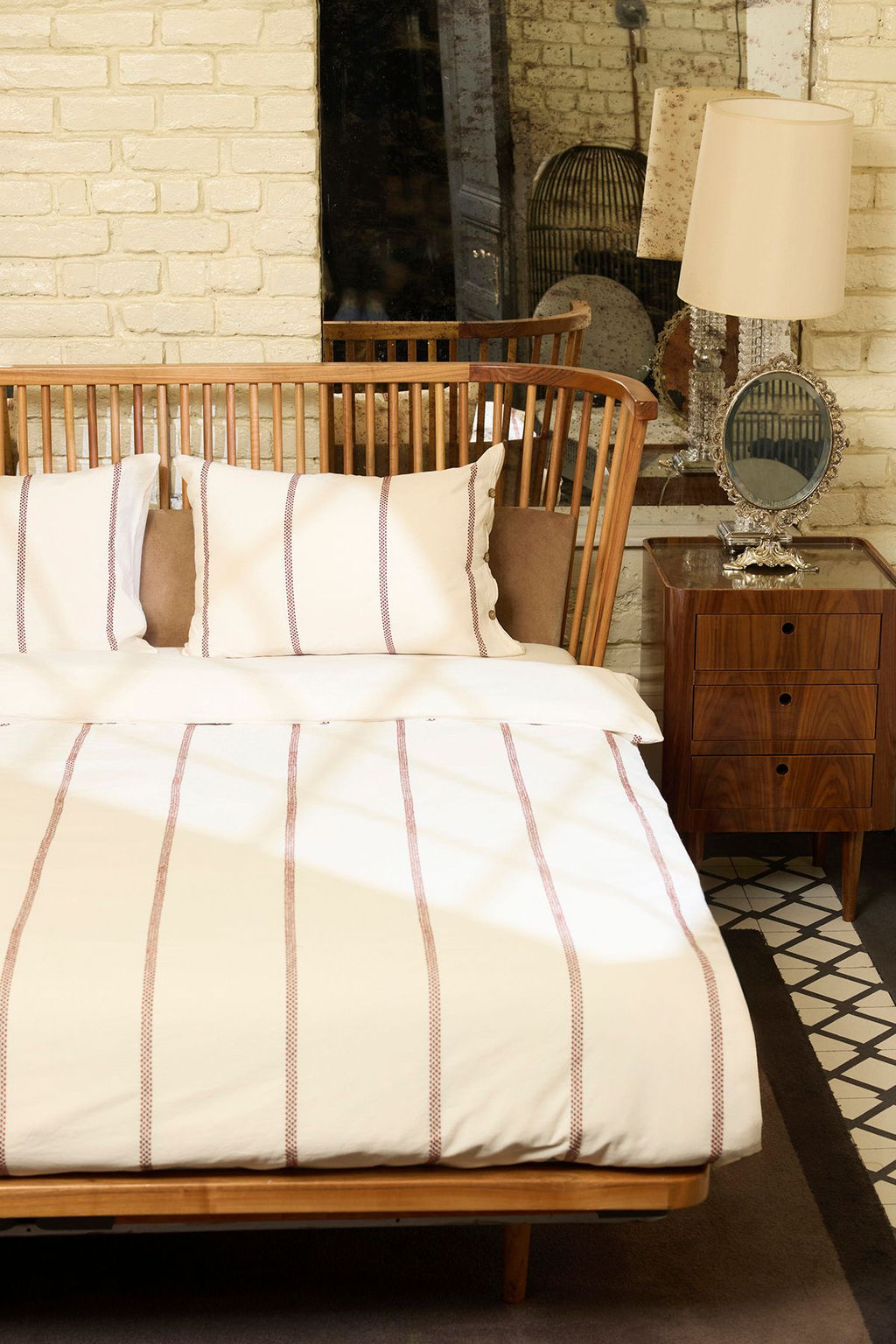 Trendyolmilla Home Cift Kisilik %100 Pamuk Lastiksiz Carsafl? Nevresim Tak?m? 200x220cm TPHSS25CKN00011