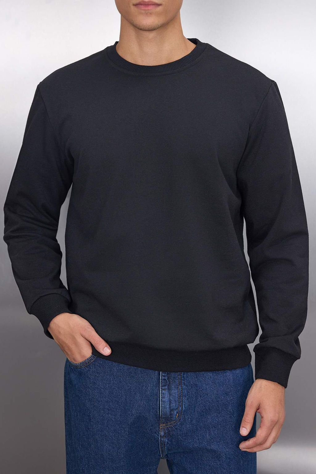 Siyah Regular/Normal Kesim Ici Polar/S?cak Tutan Sweatshirt TMNAW21SW1208