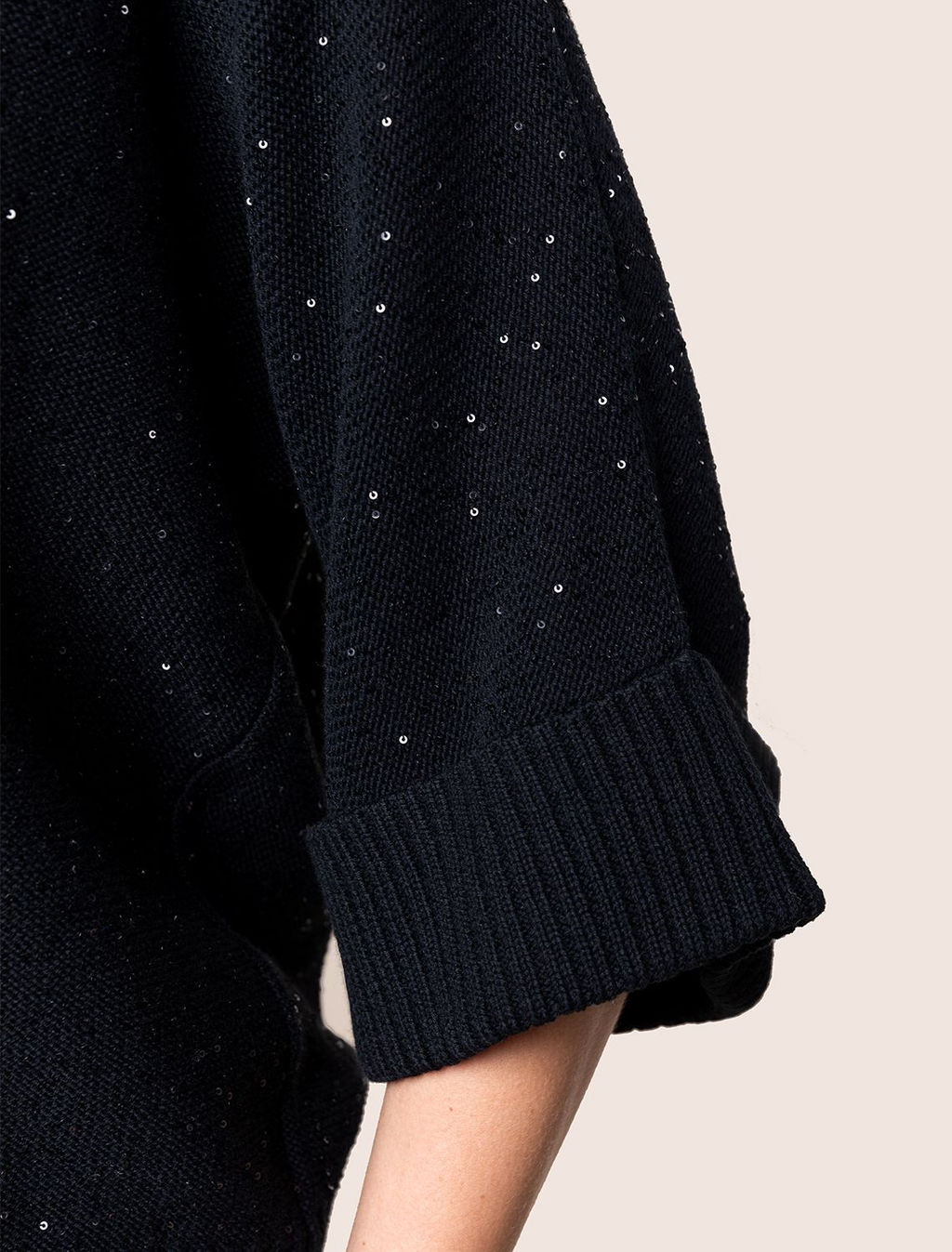 VILATTE / Свободный джемпер крупной вязки с пайетками фото 5