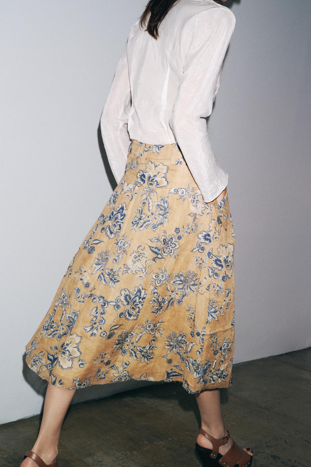 ZW COLLECTION RAMIE FLORAL PRINT SKIRT - Zara фото 3