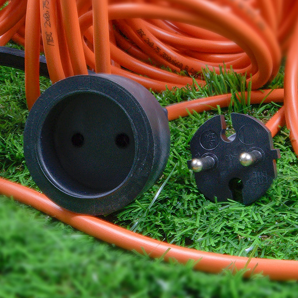 UG /UCK-1N/2x0,75/30M/O IP44 ORANGE Удлинитель силовой в бухте, б/з, 1гнездо, 30м (ПВС 2х0,75), 6A. Оранжевый. TМ Uniel