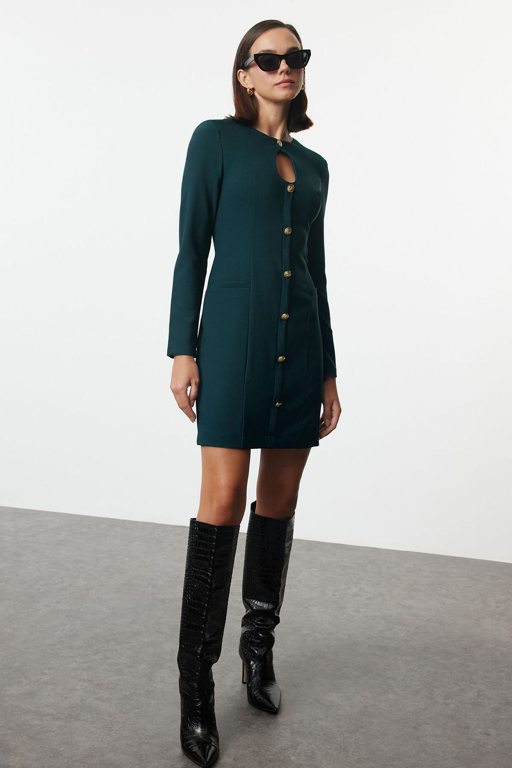 Petrol Duz Duz Kesim Dugme Detayl? Bisiklet Yaka Mini Dokuma Elbise TWOAW24EL00410