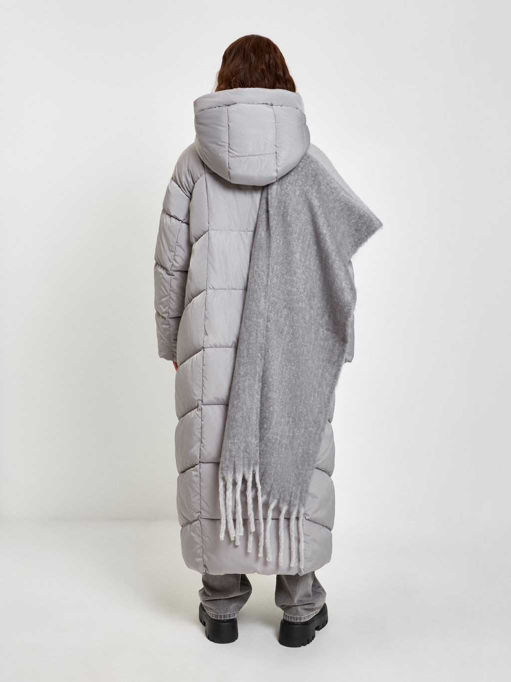 10206440170 Шарф жен. Aspen серый - Concept club фото 2