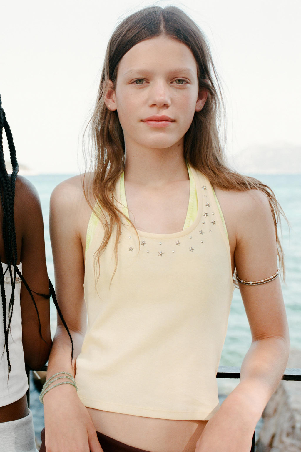 TOP HALTER ESTRELLAS / Amarillo - Zara фото 2
