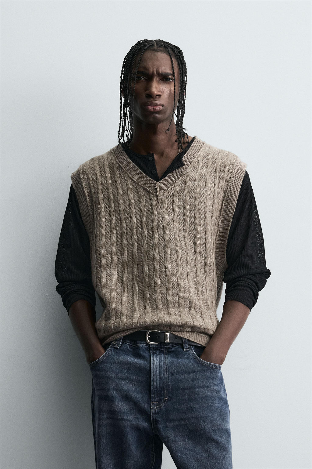 REVERSIBLE INSIDE-OUT KNIT VEST - Zara фото 2