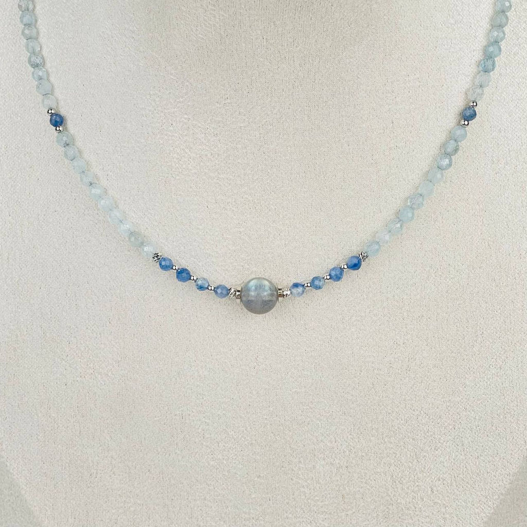 Колье из Аквамарина, Кианита и Лабрадора