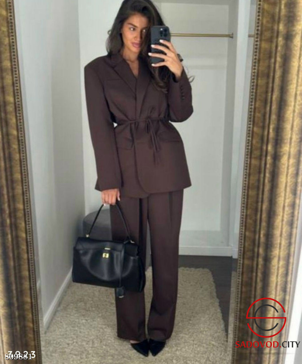 Костюм двойка пиджак с поясом и брюки палаццо с резинкой на спинке