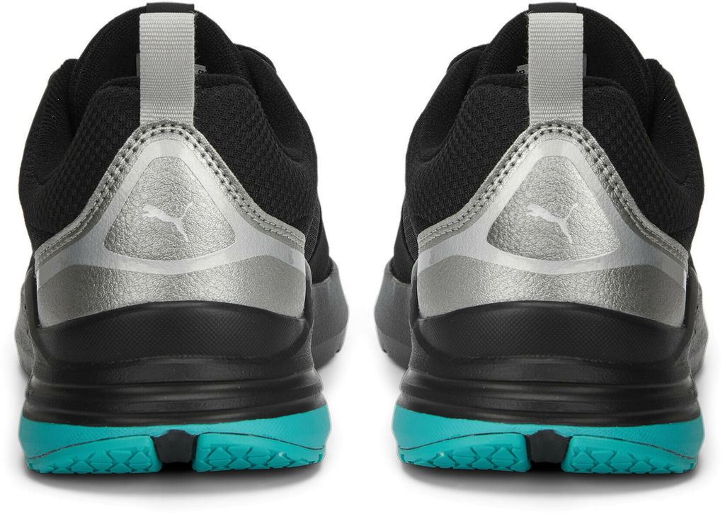 Кроссовки взрослые