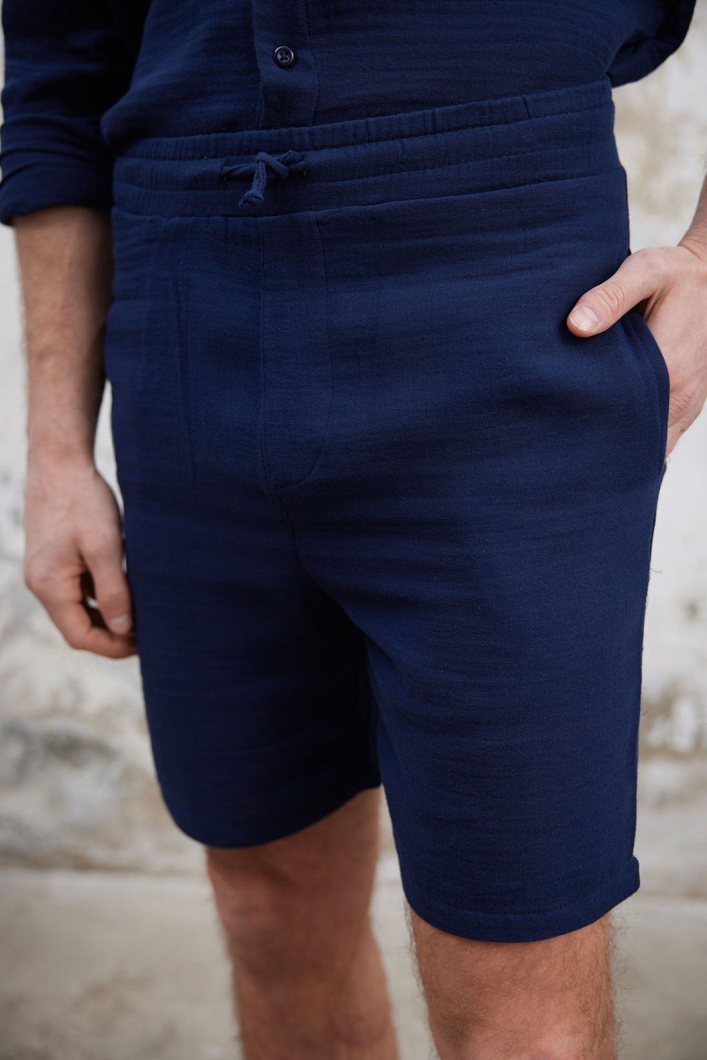 Lacivert Regular Fit Muslin Kumas Keten Gorunumlu %100 Pamuklu Sort TMNSS25SR00059 - Trendyolmilla фото 5