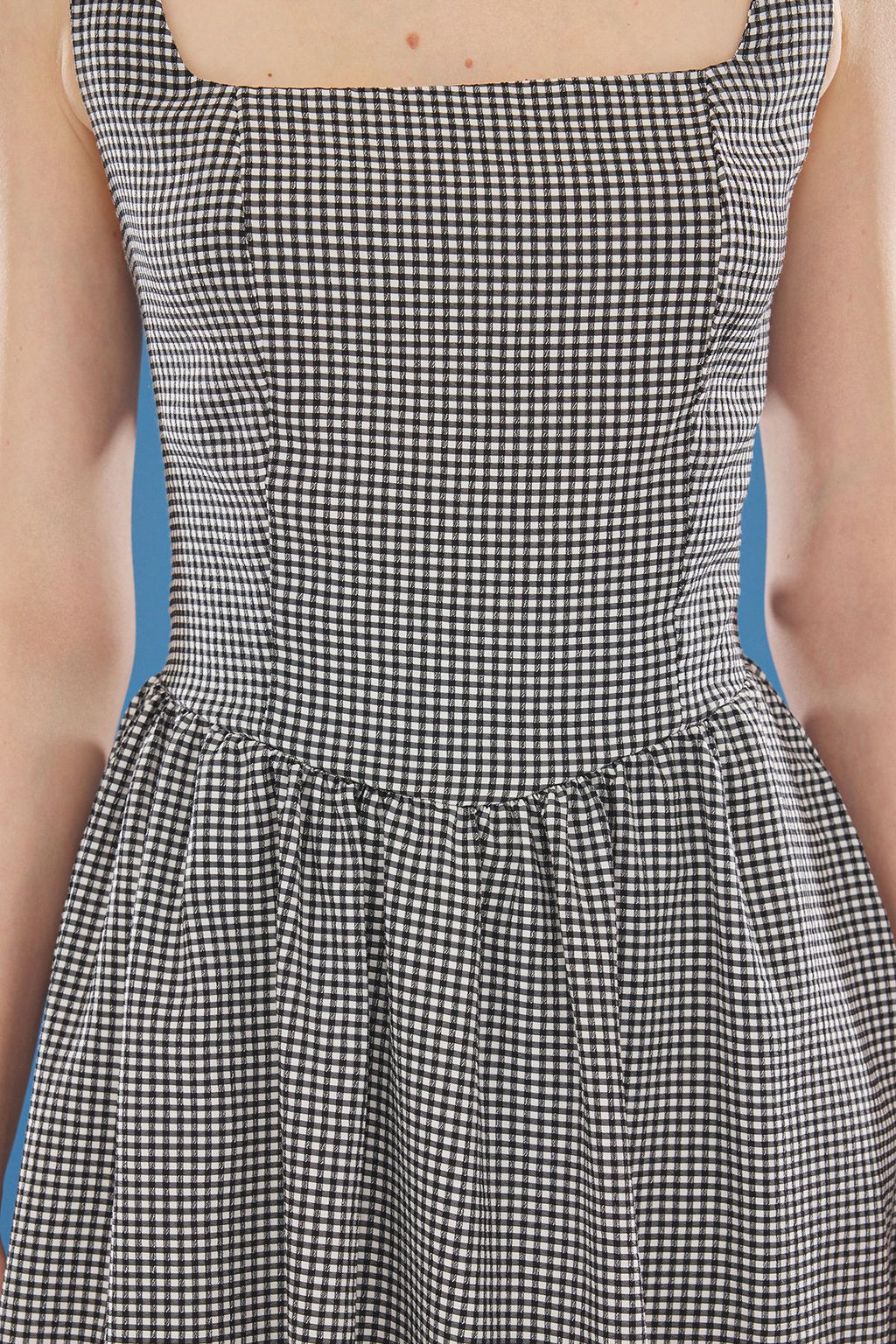 Siyah Potikareli Etegi Belden Ac?lan Balen Detayl? Mini Dokuma Elbise TWOSS25EL00299 - Trendyolmilla фото 4