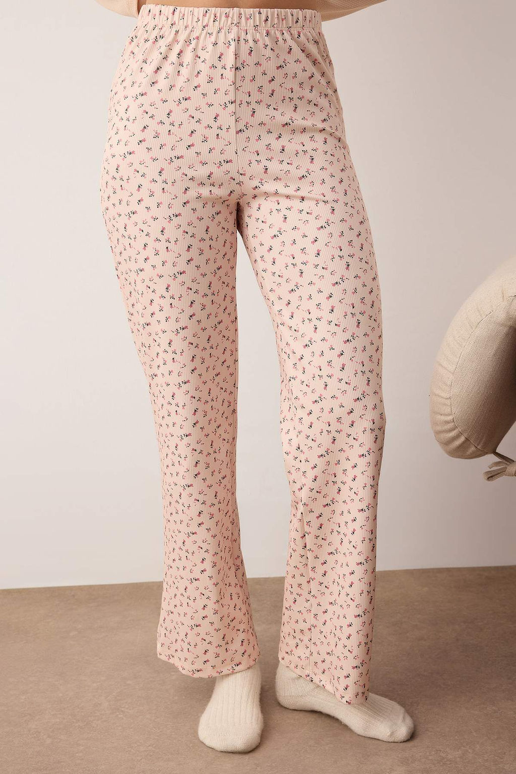 Pembe-Cok Renkli Cicekli Yar?m Patl? Fitilli Orme Pijama Tak?m? THMAW26PT00017 - Trendyolmilla фото 3