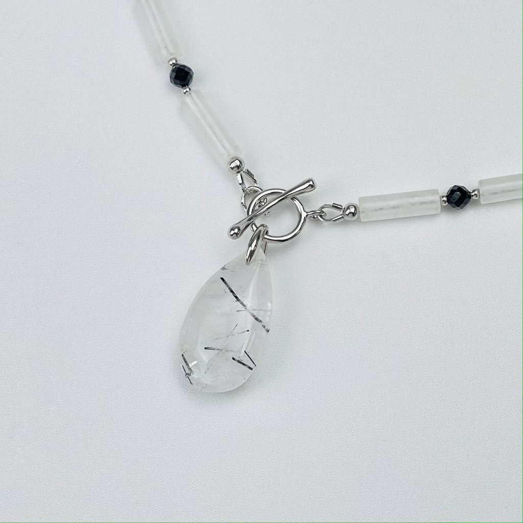 Колье из Кварца с Турмалином и Шпинели 44 см