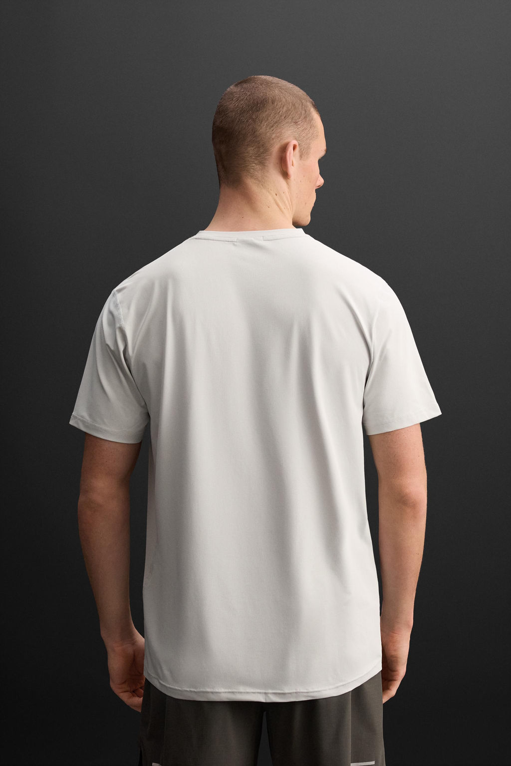 BASIC TRAINING T-SHIRT - Zara фото 35