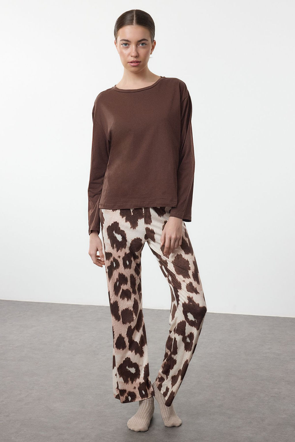 Trendyolmilla Siyah Leopar Desenli Orme Pijama Tak?m? THMAW25PT00100  фото 8