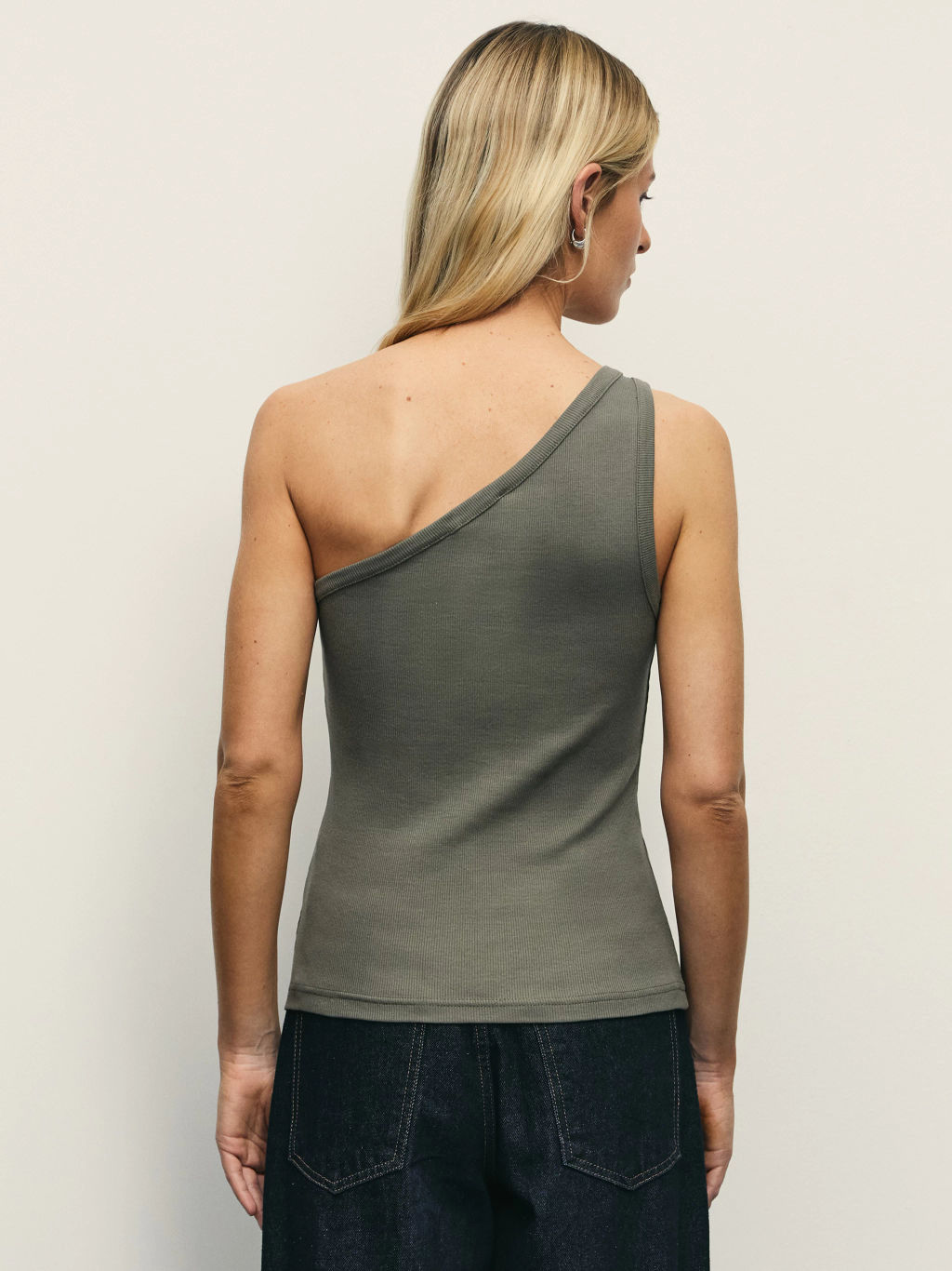 Топ на одно плечо / Zarina  фото 5