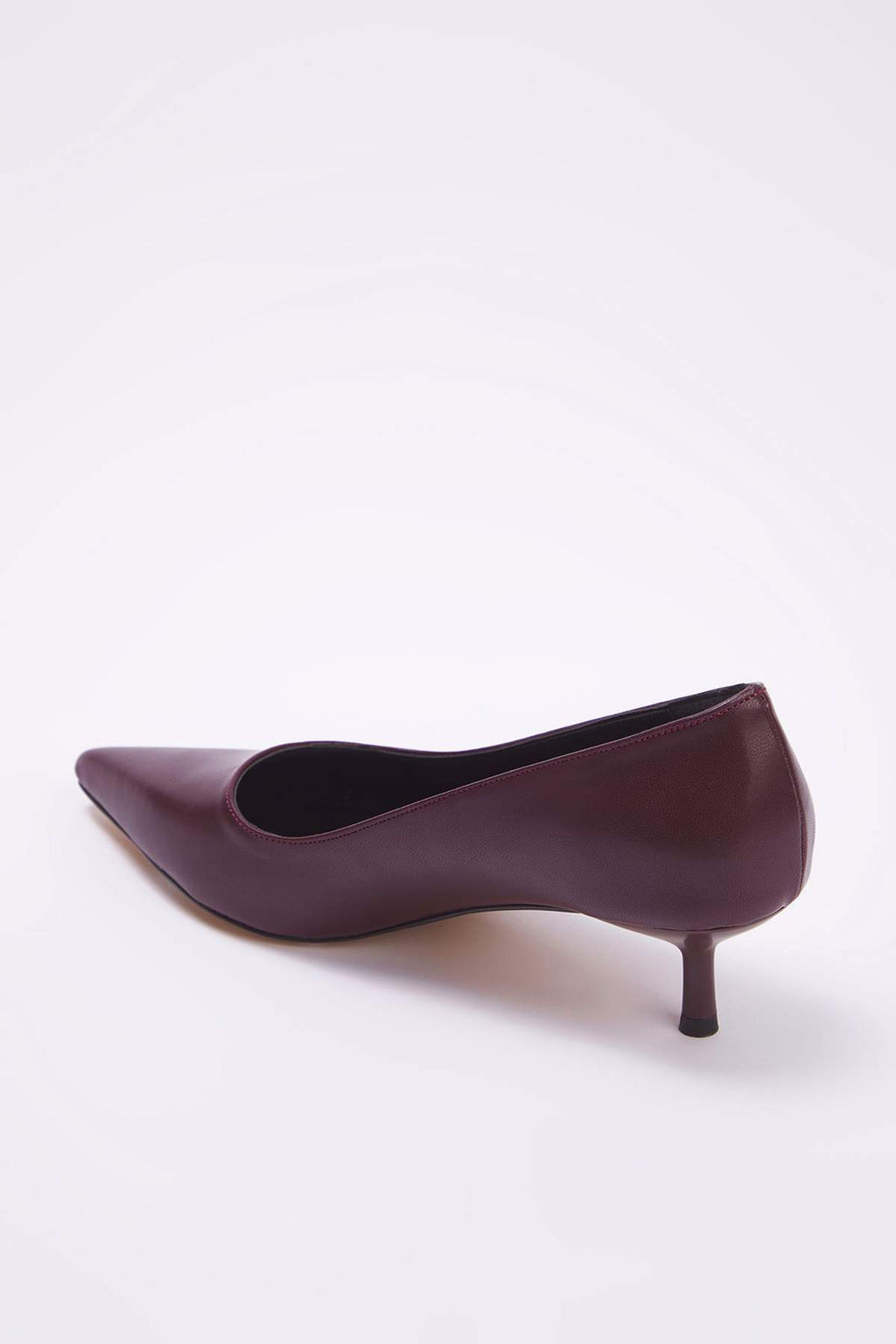 Bordo Sivri Burun Kitten Topuklu Kad?n Klasik Topuklu Ayakkab? TAKAW26TO00011