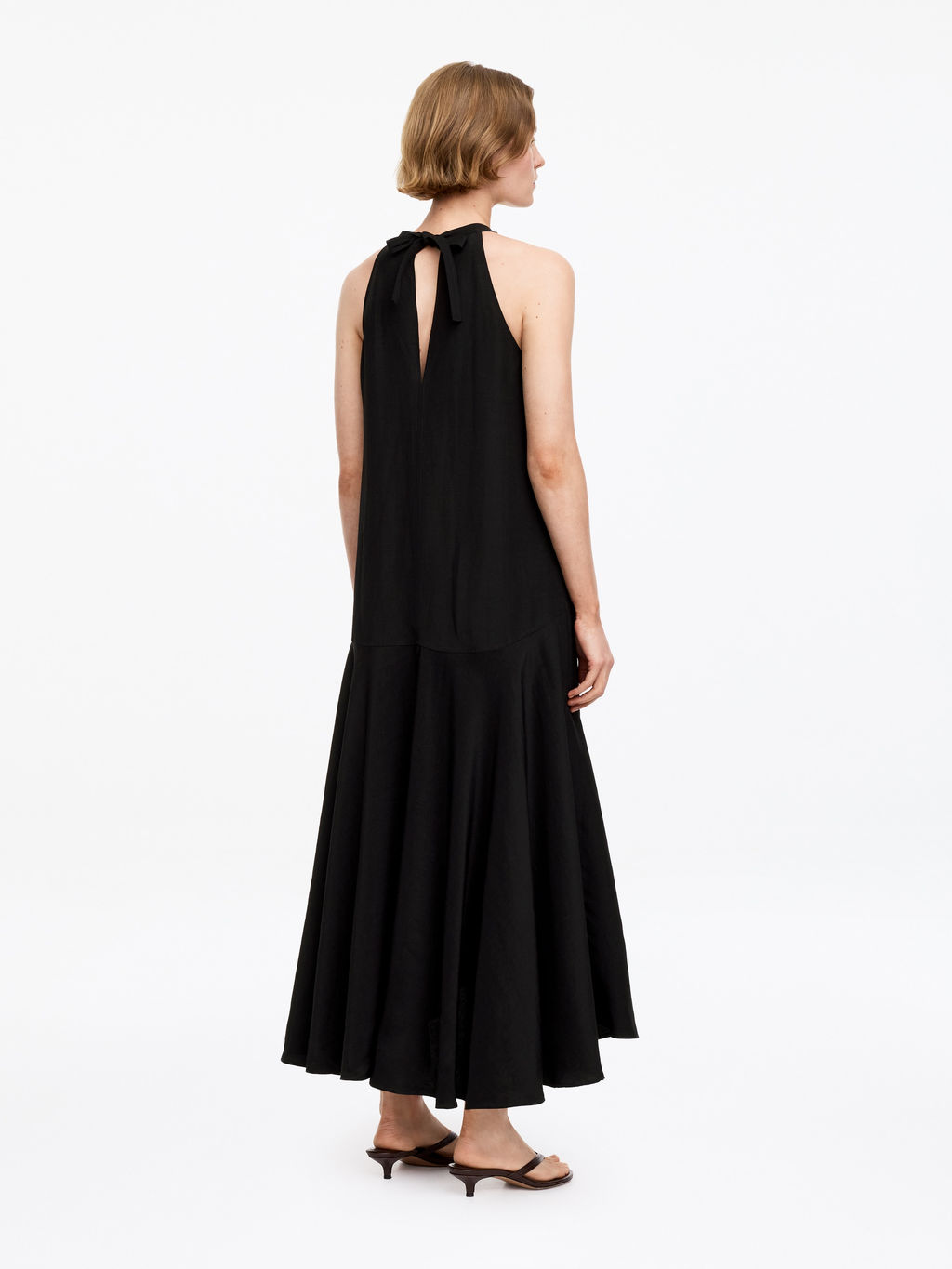 Vestido de cuello halter