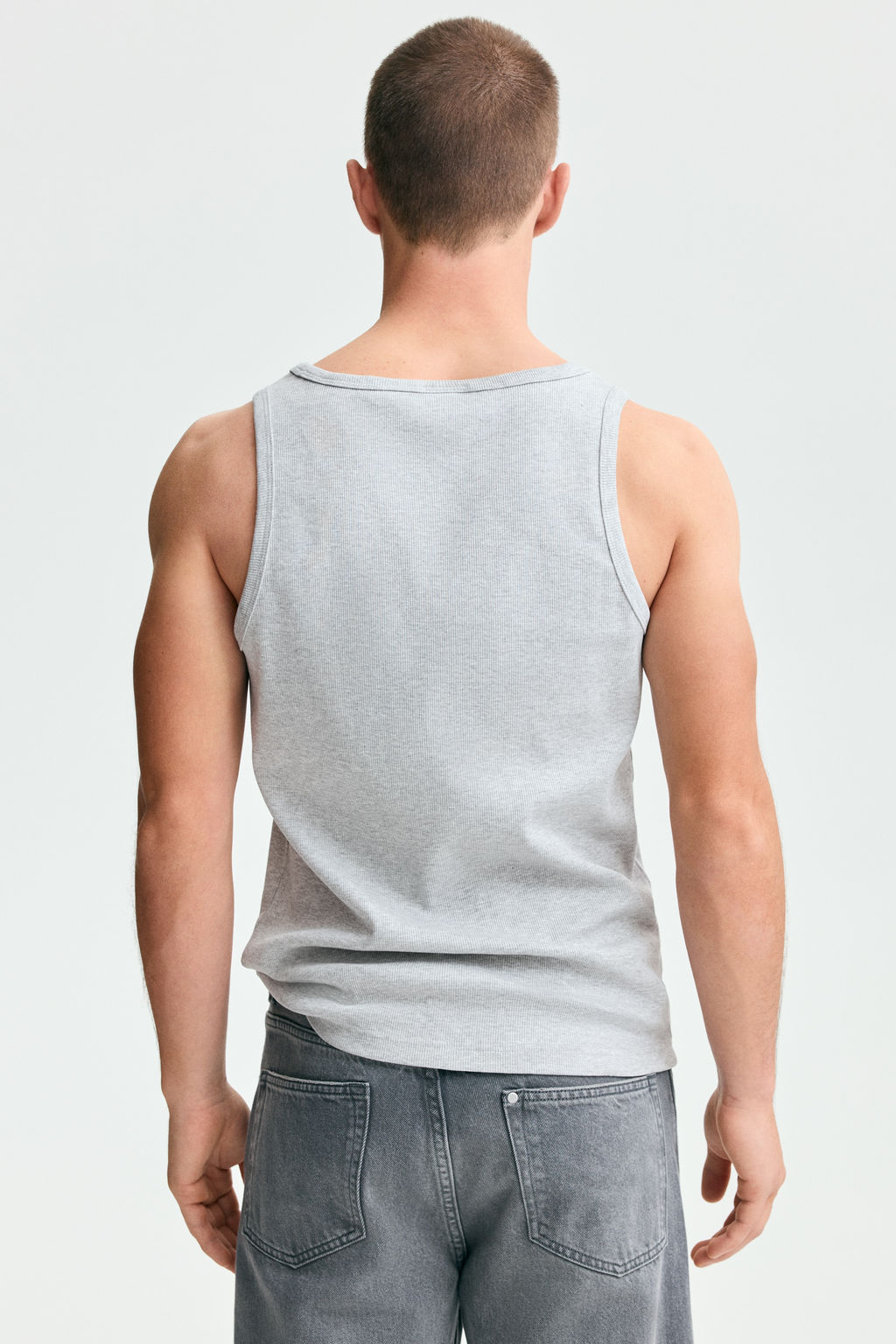 Camiseta sin mangas en canal? Slim Fit - H&m фото 11