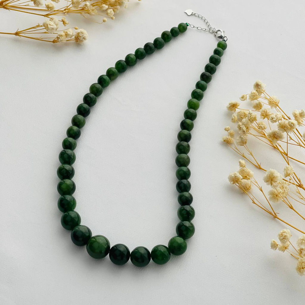 Бусы на увеличение из Нефрита