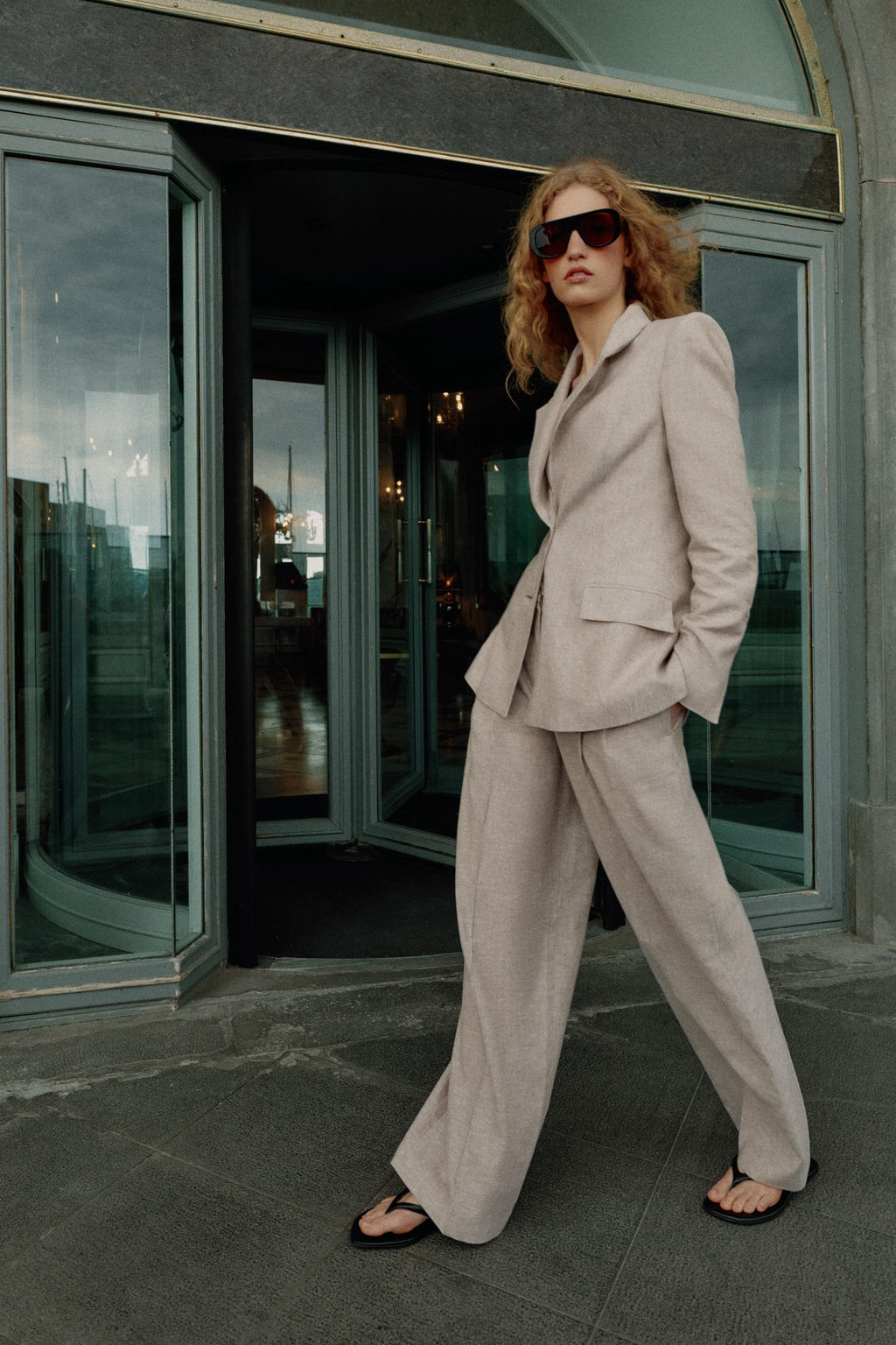 BLAZER PINZAS CON LINO / Arena / Vigor? - Zara фото 5