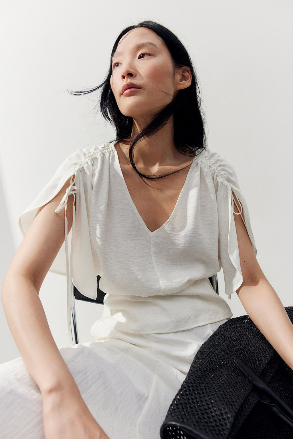 Blusa con cordon de ajuste - H&m фото 2