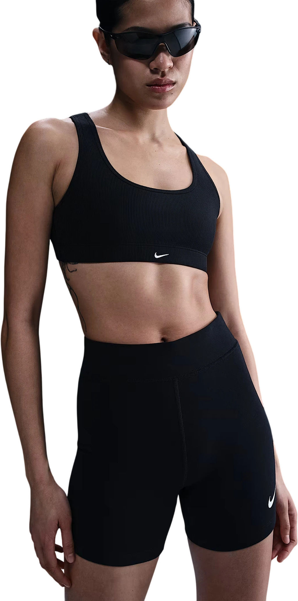 Шорты женские