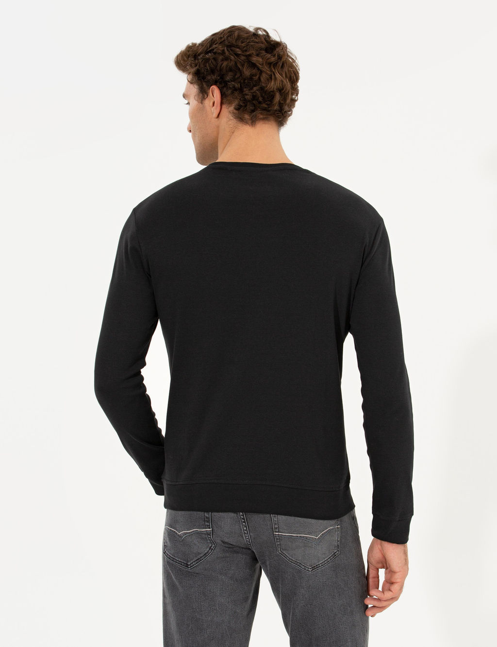 Siyah Regular Fit Sweatshirt