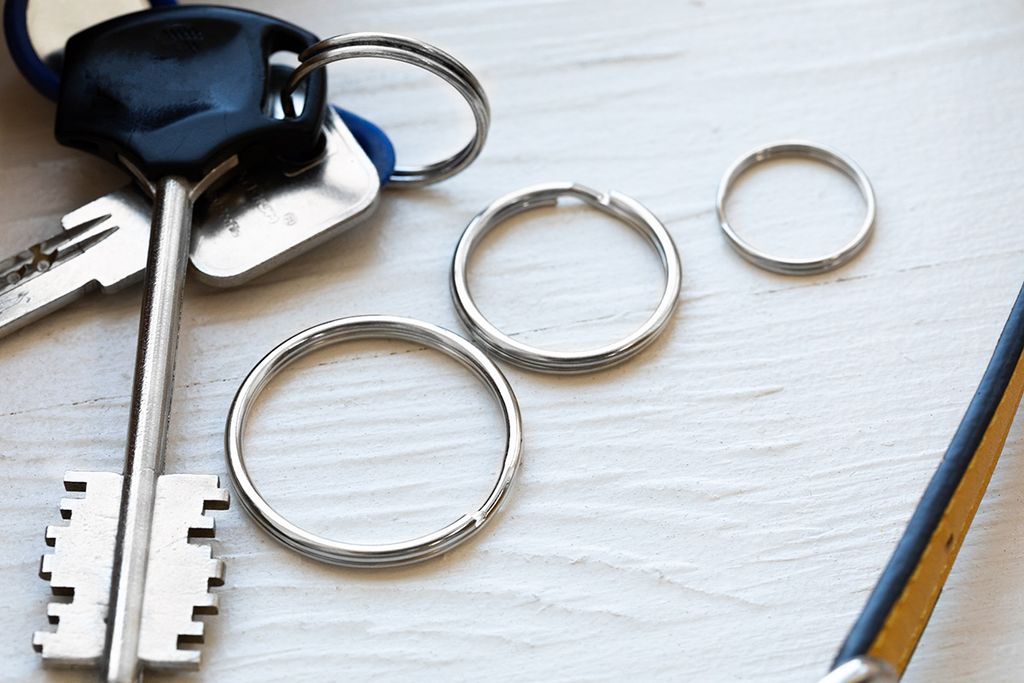 Фурнитура металл Gamma GH 107/17 Кольцо для ключей d внутр. 17 мм 20 шт в пакете №04 под никель