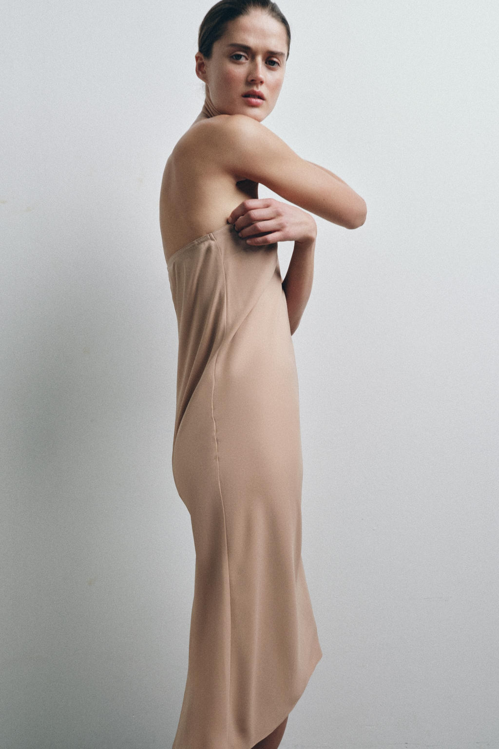 VESTIDO FORRO BANDEAU / rosa claro - Zara фото 2