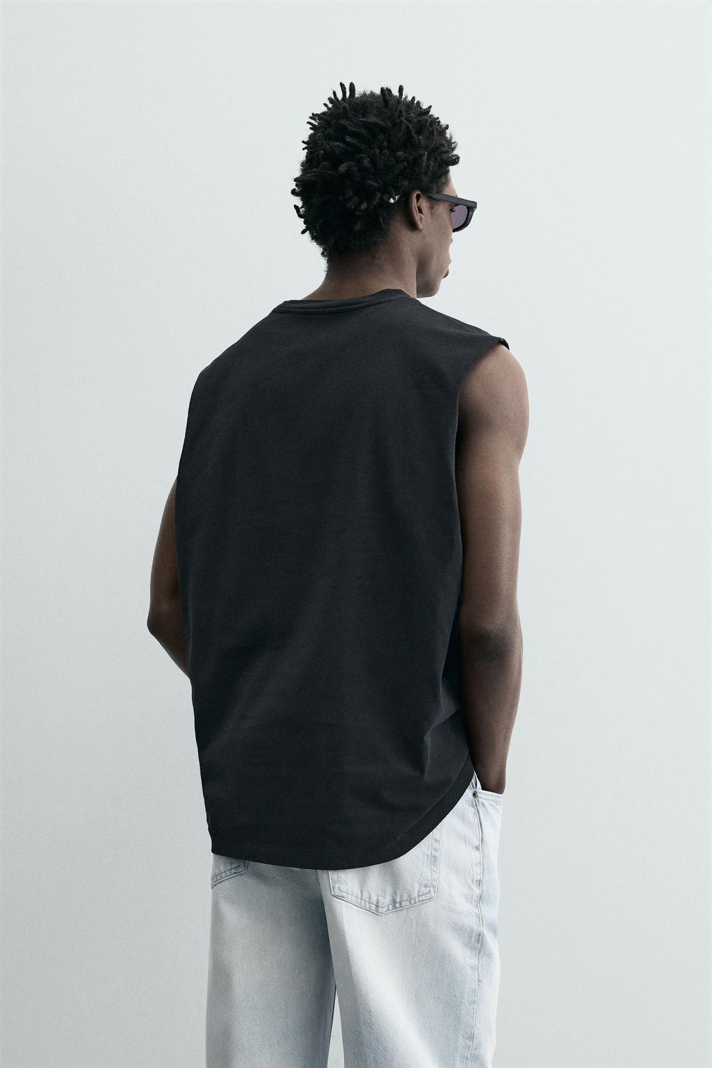 CAMISETA TANK LIGHTWEIGHT RELAXED FIT / Negro - Zara фото 3