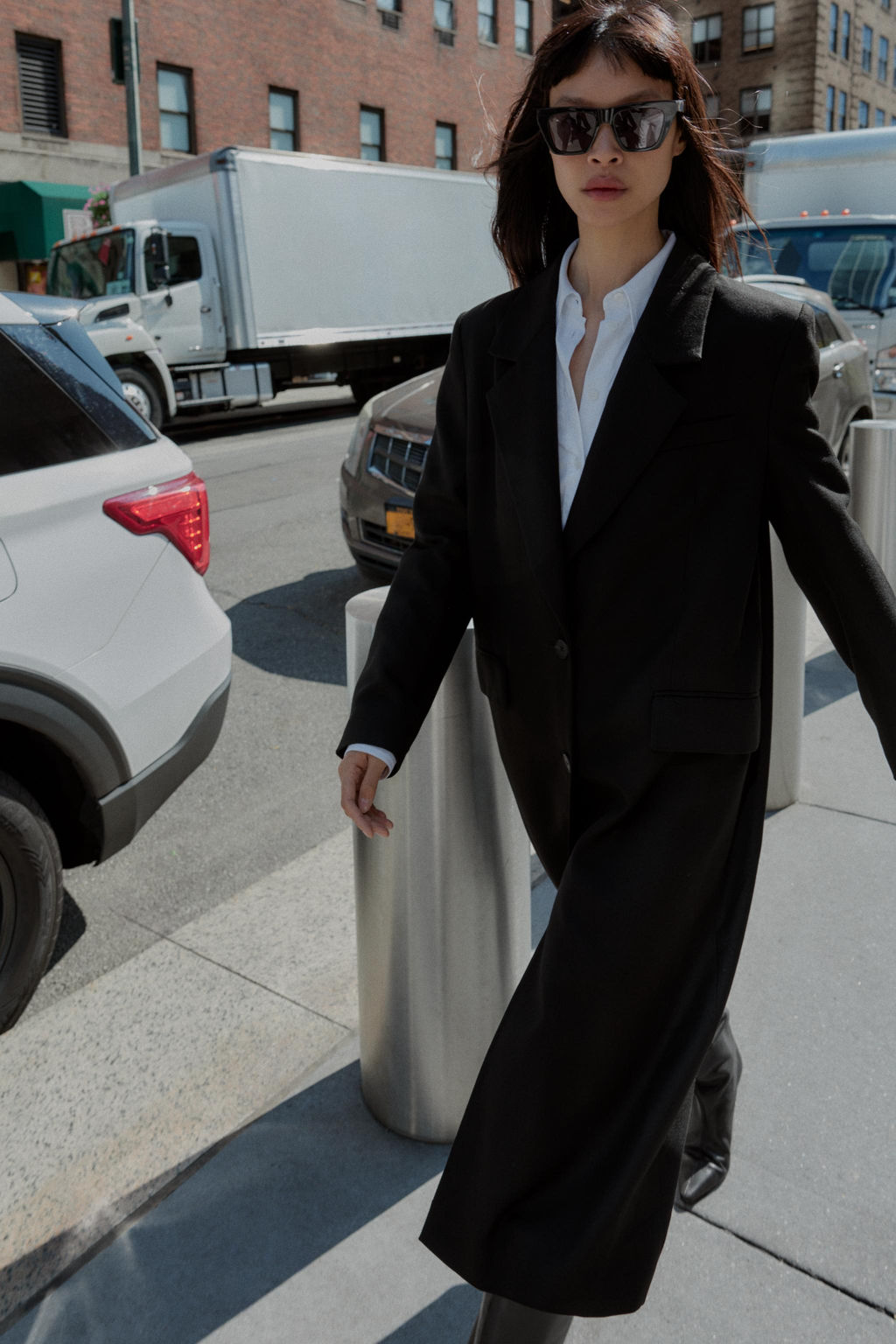 LONG COAT WITH SHOULDER PADS - Zara фото 4