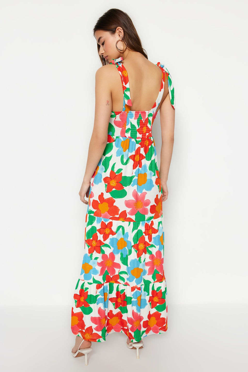 TRENDYOLMILLA Yesil Baglama Ask?l? Etegi F?rf?rl? Fitilli Maxi Orme Maxi Elbise TWOSS23EL02328  фото 14