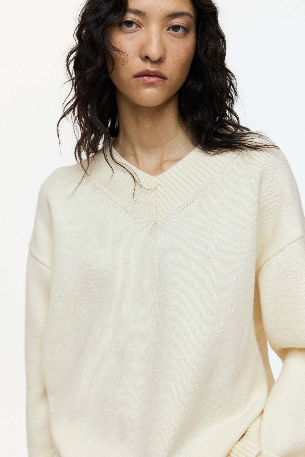 Jersey con escote en V - H&m фото 9