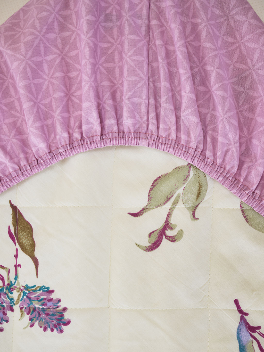 Постельное белье зима-лето из поплина с простыней на резинке - Джина Семейный с прост. на рез.180*200*25 (нав.70x70)