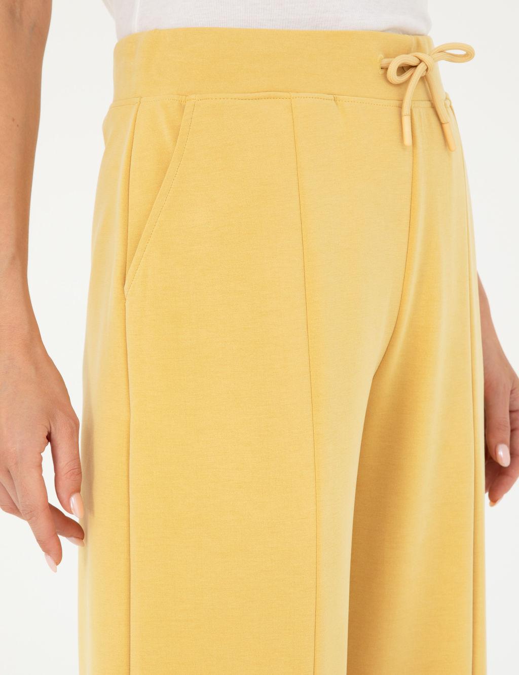 Sar_ Flare Fit E_ofman Alt_
