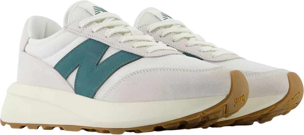 Кроссовки взрослые