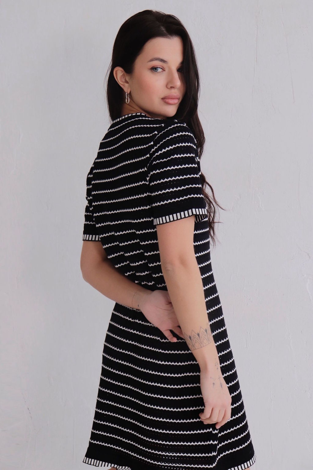 Платье вязаное чёрное в полоску - Martichelli фото 8