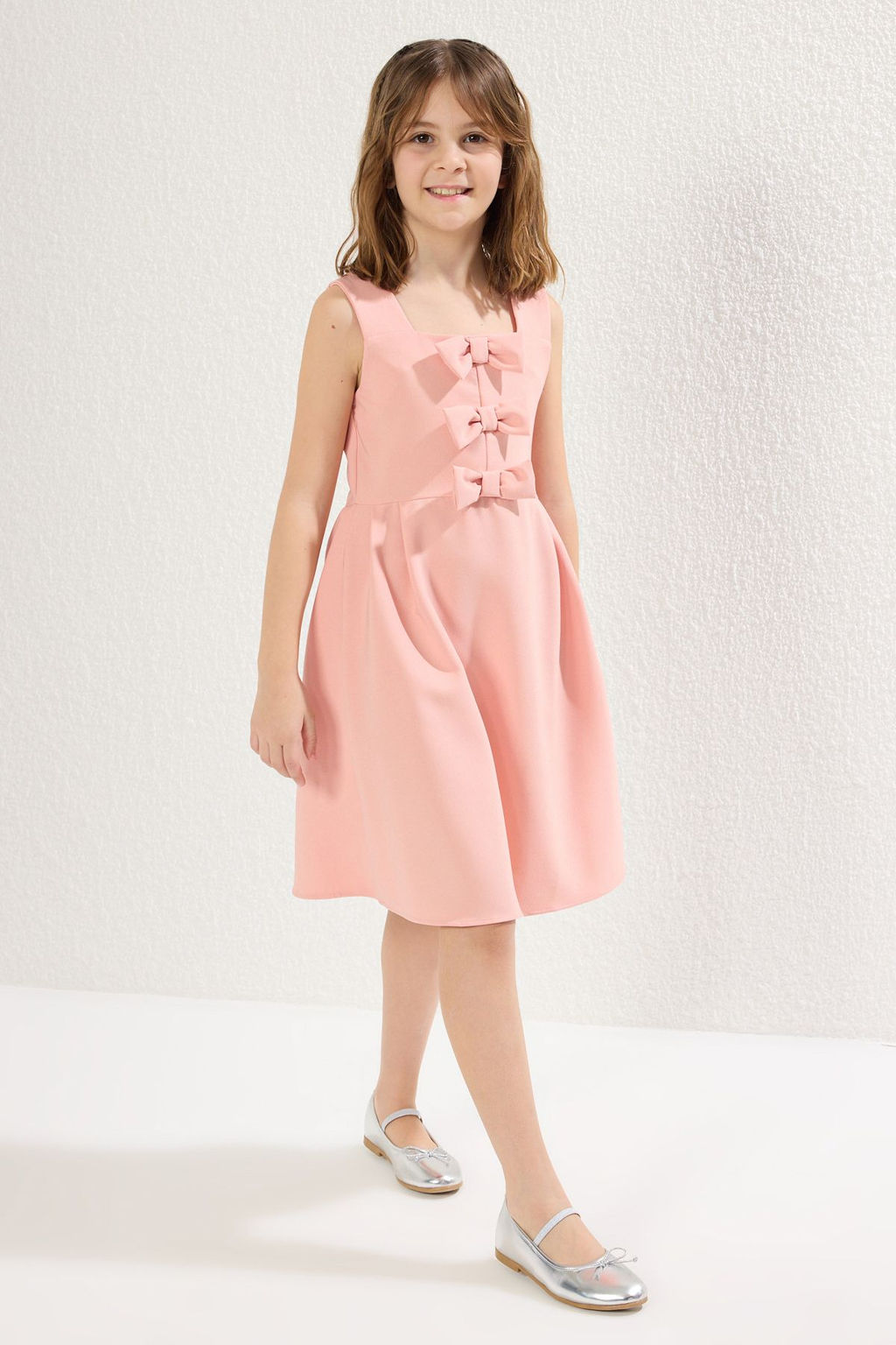 Pembe Kurdele Detayl? Mini Me Anne-K?z Bayraml?k Dokuma Elbise TKDSS25EL00046 - Trendyolmilla фото 3