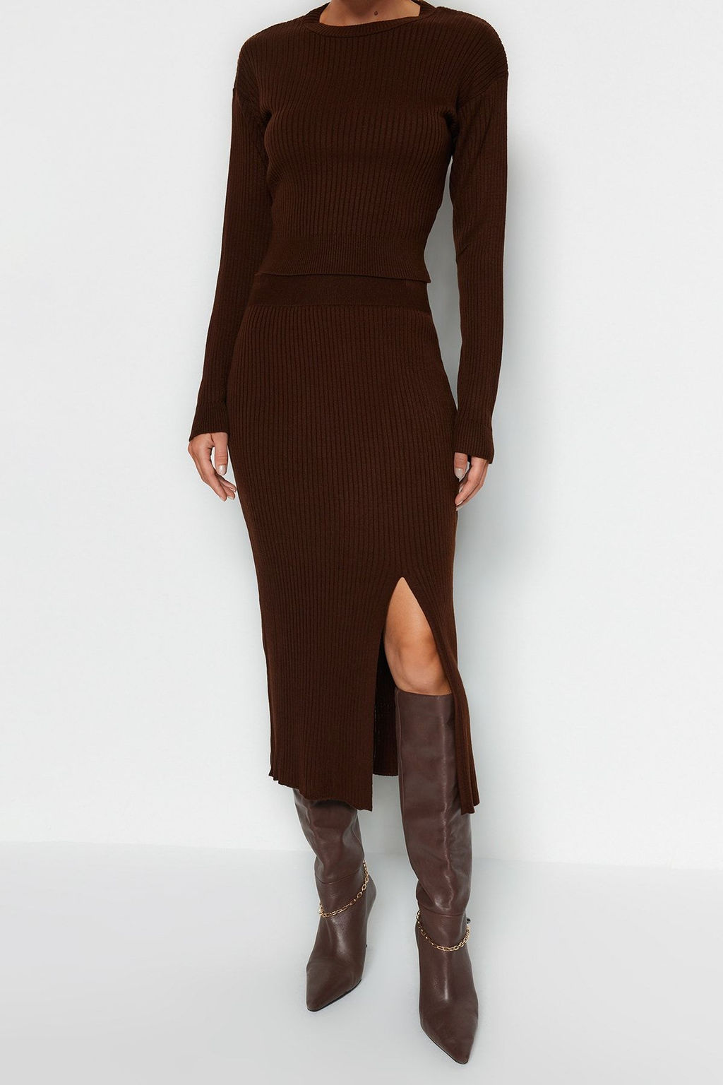 Kahverengi Crop Triko Alt-Ust Tak?m TWOAW23AU00240